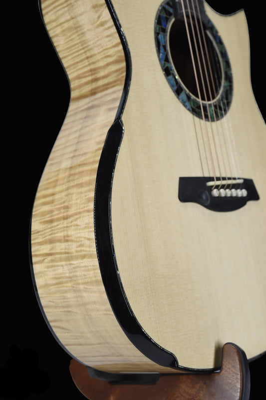 Blue Label | Deep OM Swiss Moon Flamed Maple | #294