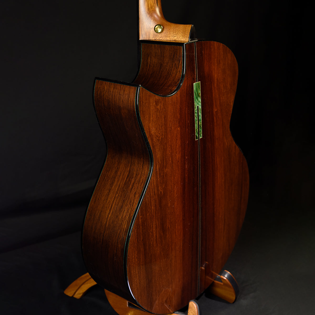 Blue Label | SJ Swiss Moon Madagascar Rosewood Fan Fret | #94 Hold