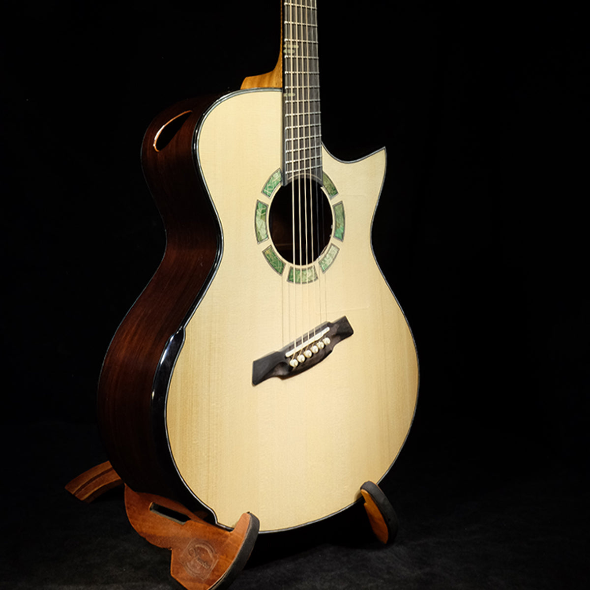 Blue Label | MJ Swiss Moon Madagascar Rosewood Fan Fret | #95 Hold