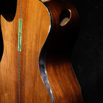 Blue Label | MJ Swiss Moon Madagascar Rosewood Fan Fret | #95 Hold