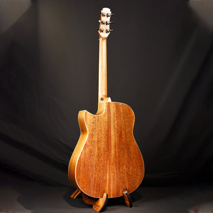 Black Label | MD Red Cedar African Mahogany Fan Fret