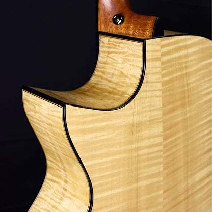 Black Label | MJ Sitka Spruce Flamed Maple