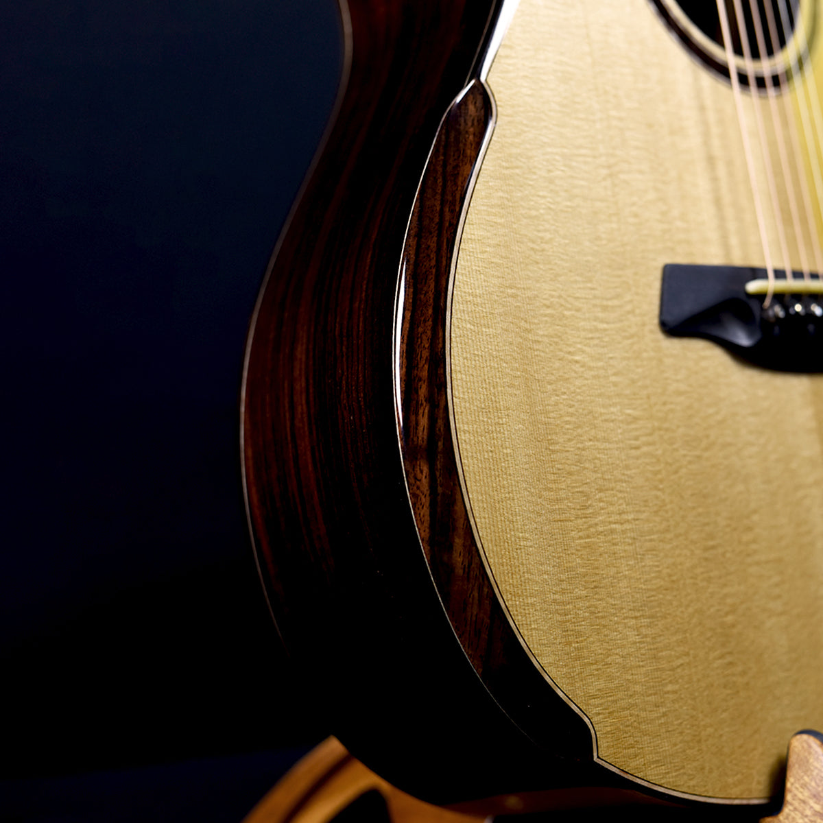 Black Label | Deep OM Sitka Spruce Indian Rosewood