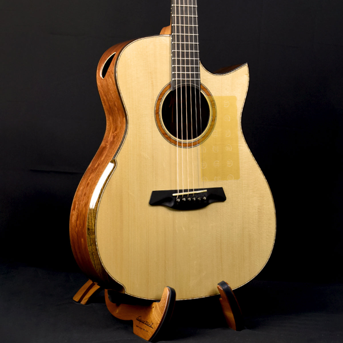 Black Label | Deep OM Adirondack Spruce Mexican Granadillo