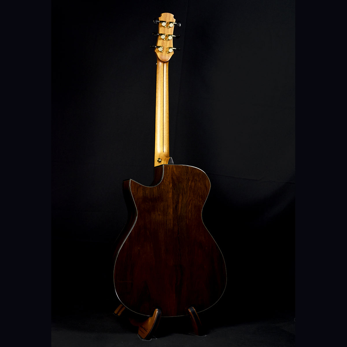 Blue Label OM Swiss Spruce with Madagascar Rosewood | #224