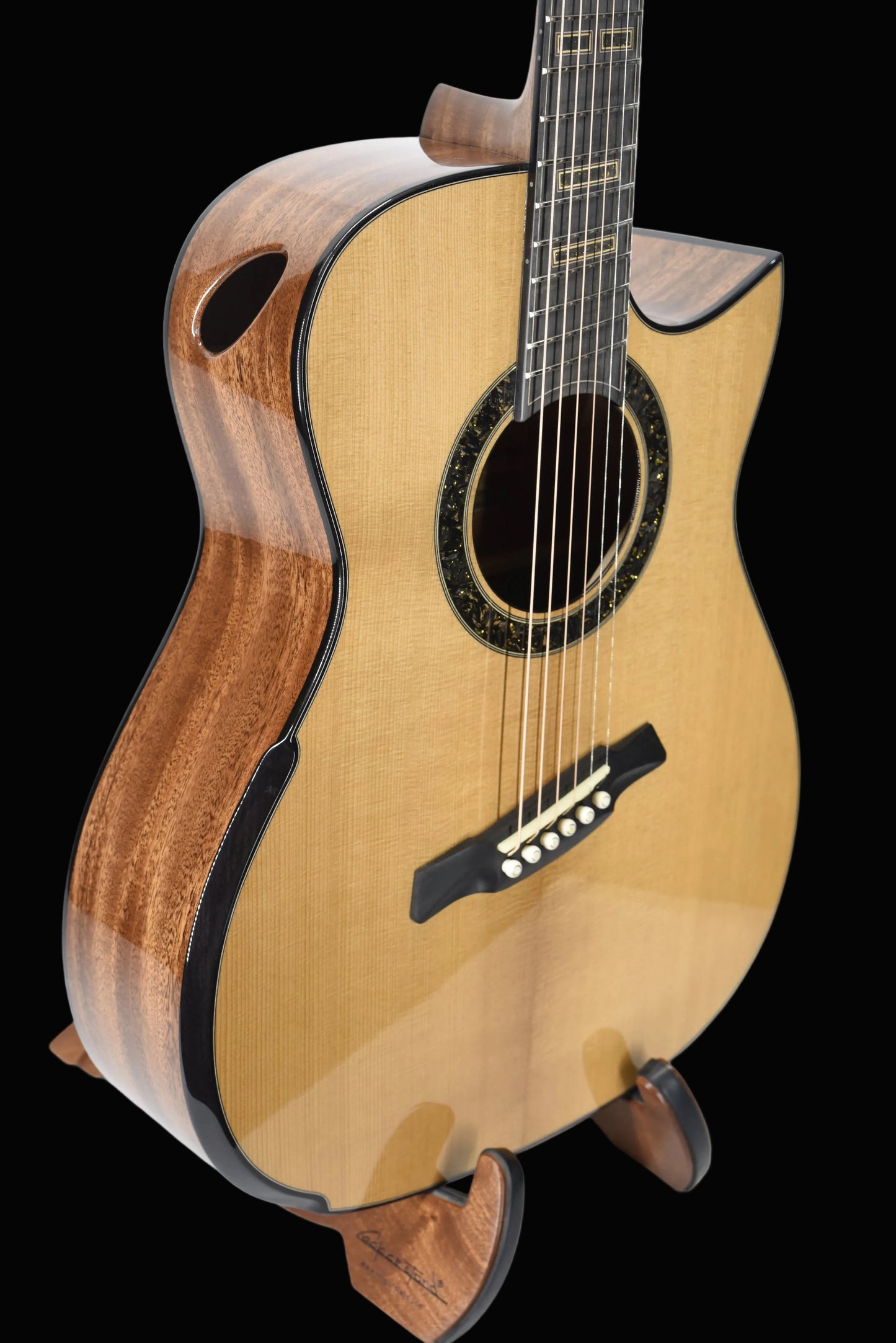 Gold Label | Deep OM Adirondack Mahogany Fanned Fret