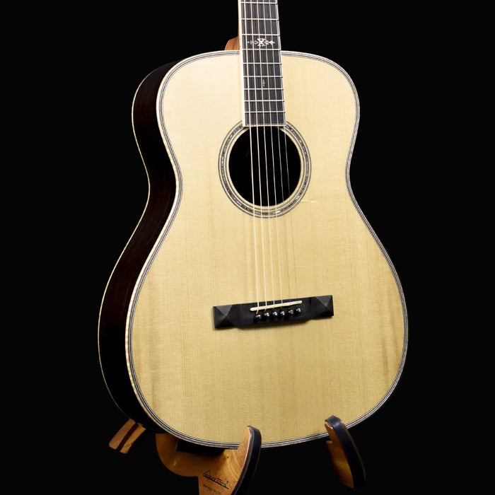Red Label | 000 Short Scale Torrefied Adirondack Indian Rosewood