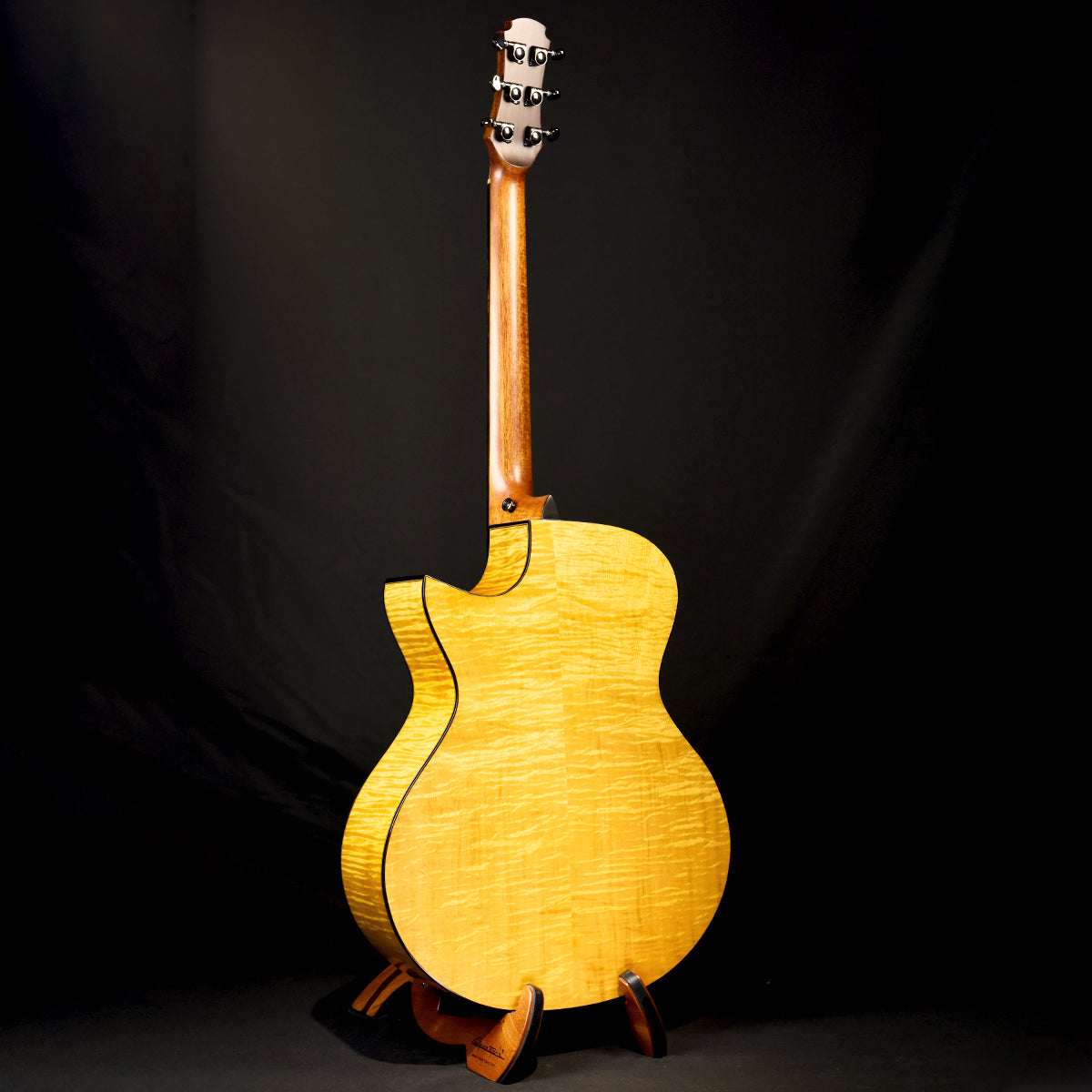 Black Label | MJ Red Cedar Flamed Maple Baritone Fan Fret
