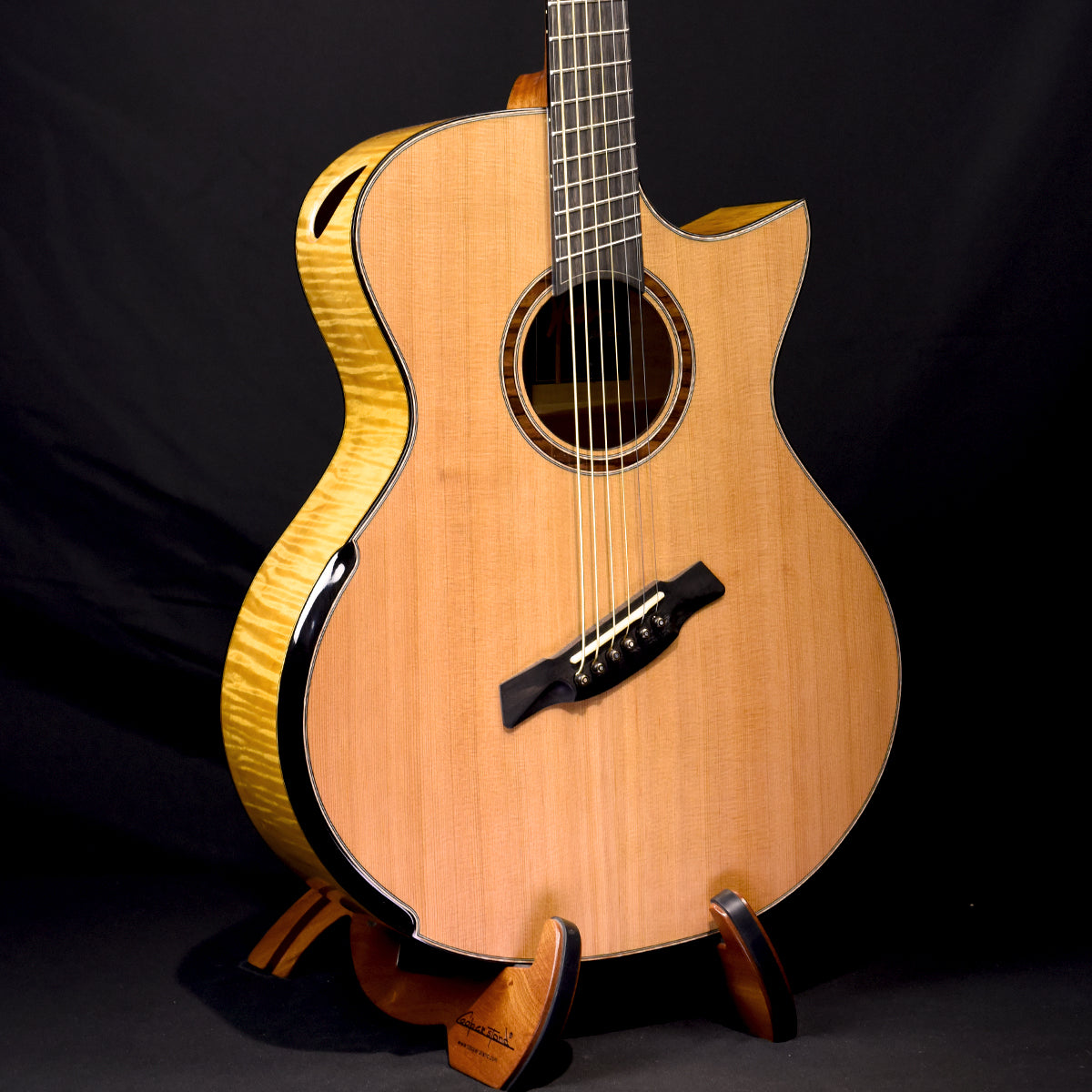 Black Label | MJ Red Cedar Flamed Maple Baritone Fan Fret