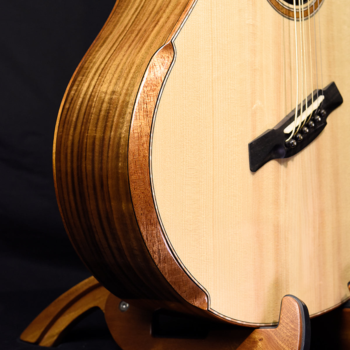 Black Label | MJ Adirondack Pacific Koa Fan Fret