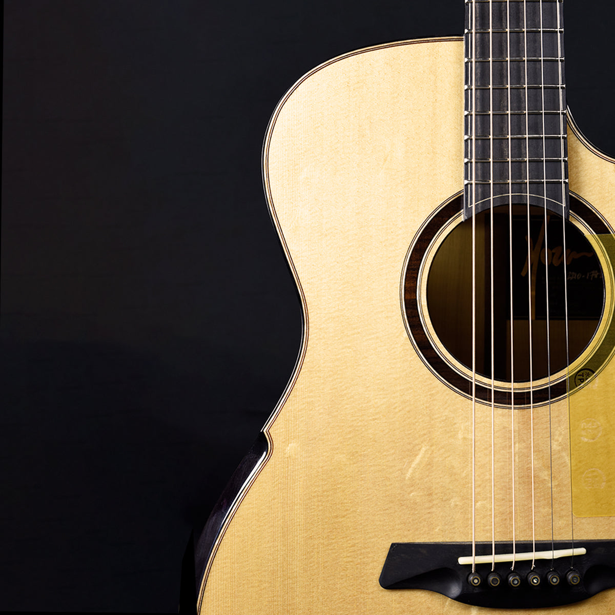 Black Label | Deep OM Sitka Spruce Flamed Maple