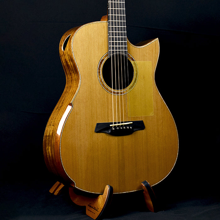 Black Label | Deep OM Torrified Red Cedar Pacific Koa