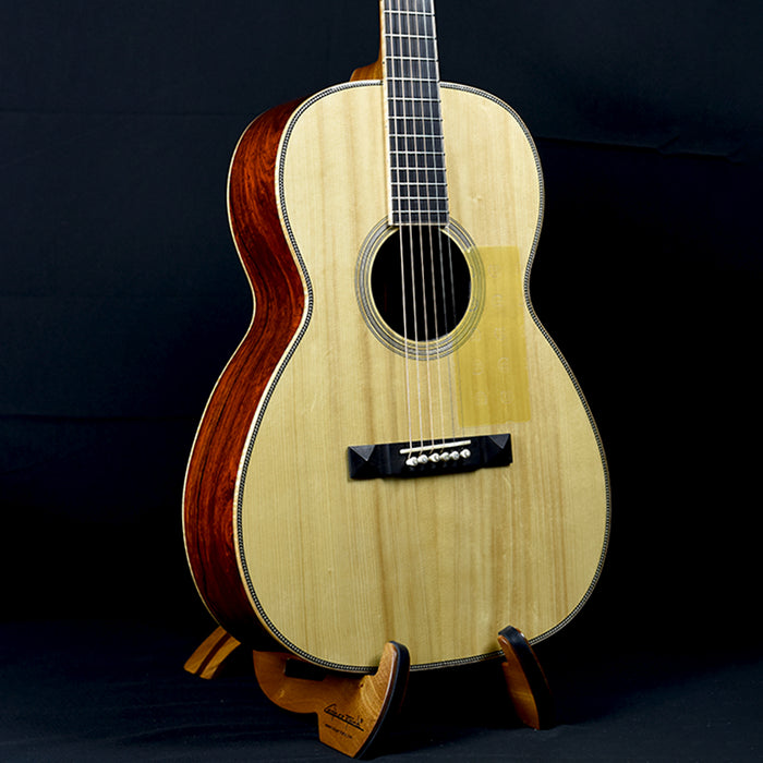 Red Deluxe | O Adirondack Mexican Cocobolo Slotted Headstock -